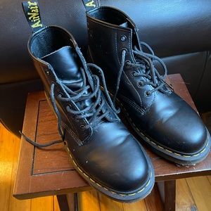 Dr. Marten Bex Smooth Leather Platform Boots